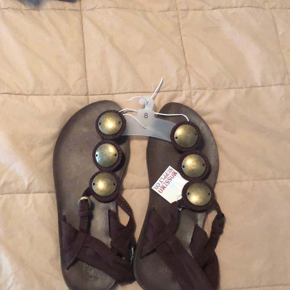 Massimo brown sandals.